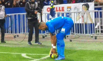 队报预测法国世界杯首战后防线：迪涅、孔德、萨利巴、于帕