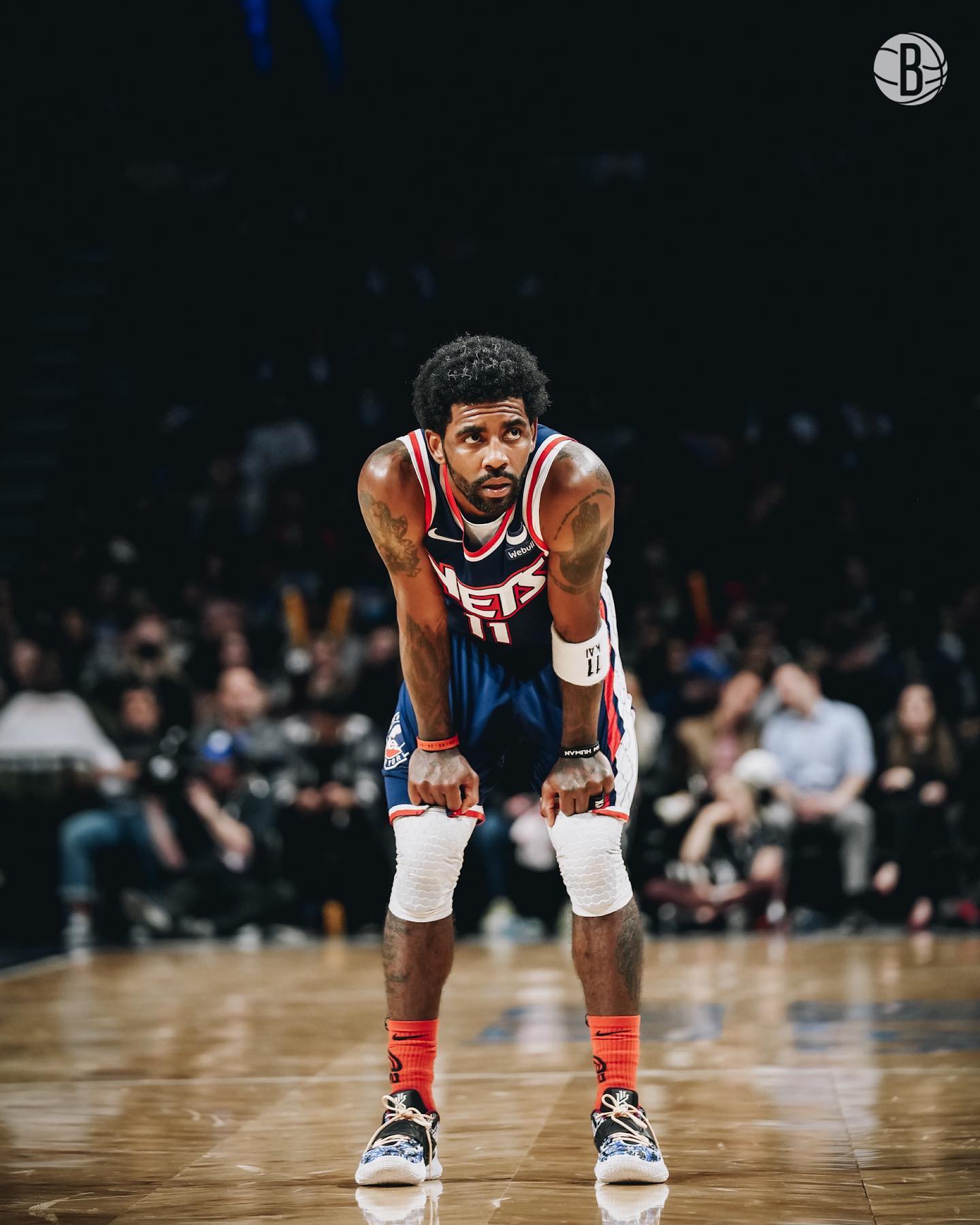 半场战报：帕尔马1-1博洛尼亚，阿德里安-贝尔纳韦，圣地亚哥-卡斯特罗破门（半场速递：帕尔马1-1博洛尼亚，阿德里安-贝尔纳韦与圣地亚哥-卡斯特罗各自建功）