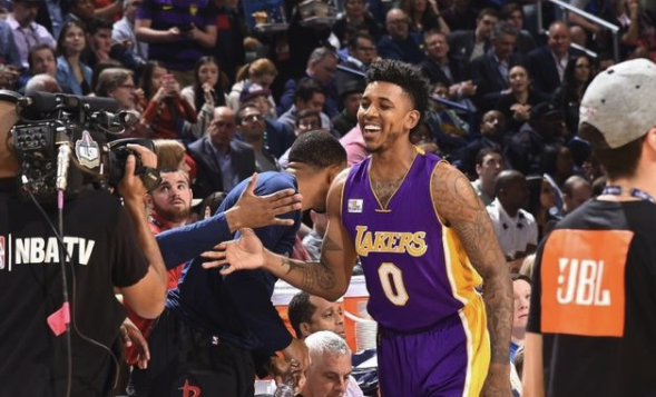 库蒂尼奥身价下降到350万欧，巅峰身价1.5亿，本赛季52场11球（库蒂尼奥由1.5亿巅峰跌至350万欧：本季52场收获11球）